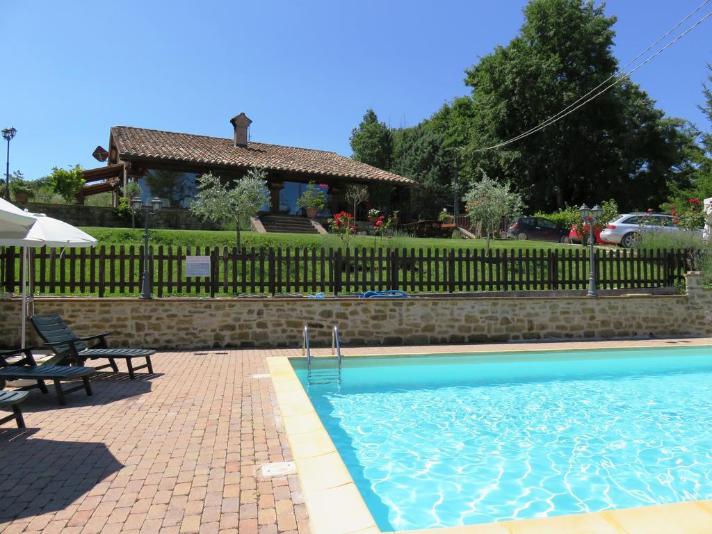 Agriturismo Ponte Di Riocchio Gubbio Exterior foto
